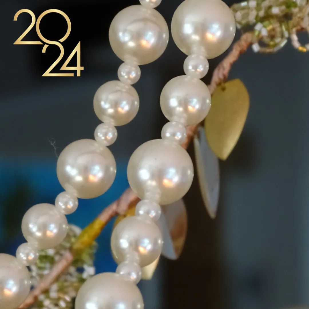 72" ( 6 Feet) Pearl Garland Strand - Continuous Beads (Set/1)