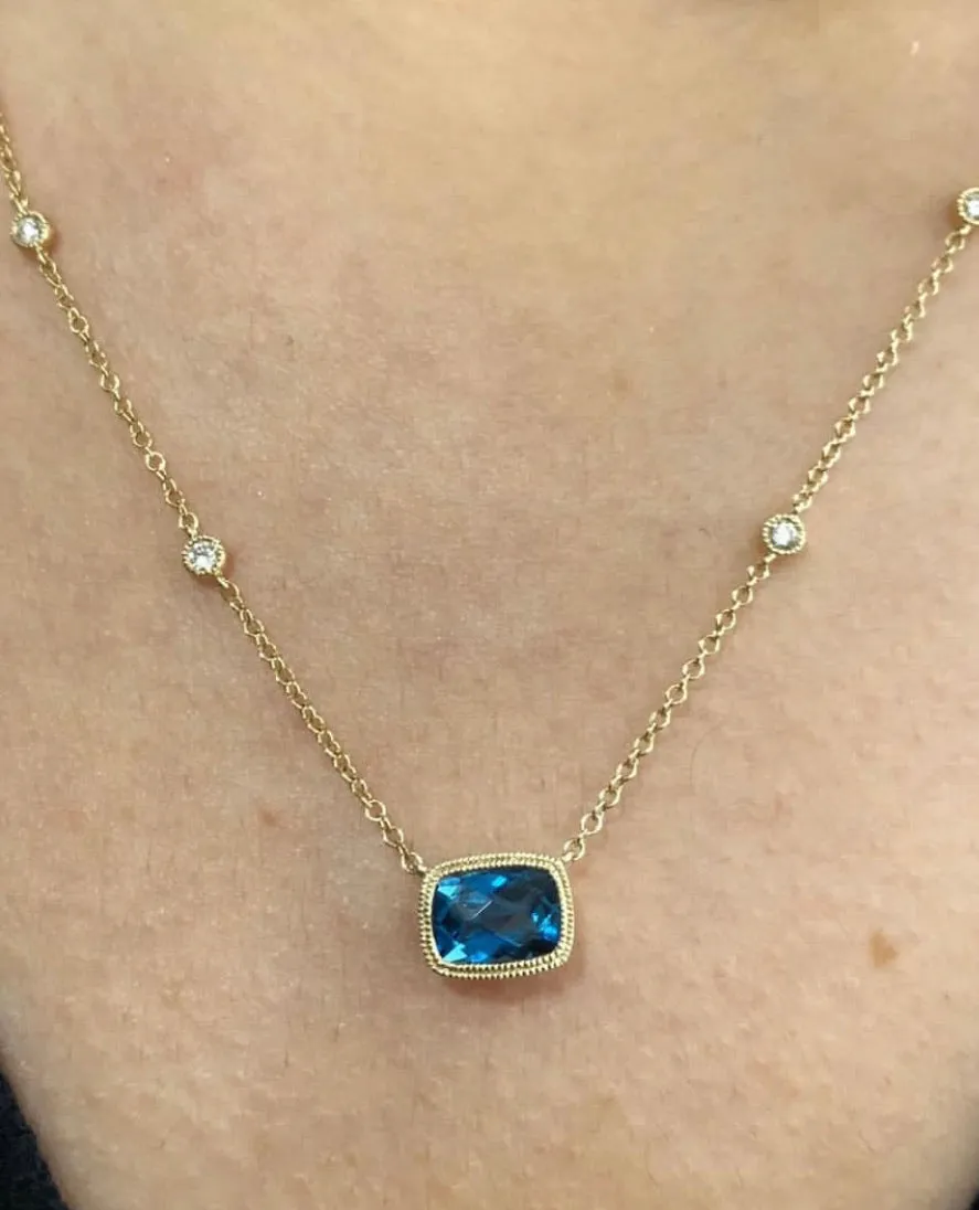 9ct Yellow Gold London Blue Topaz & Diamond Pendant