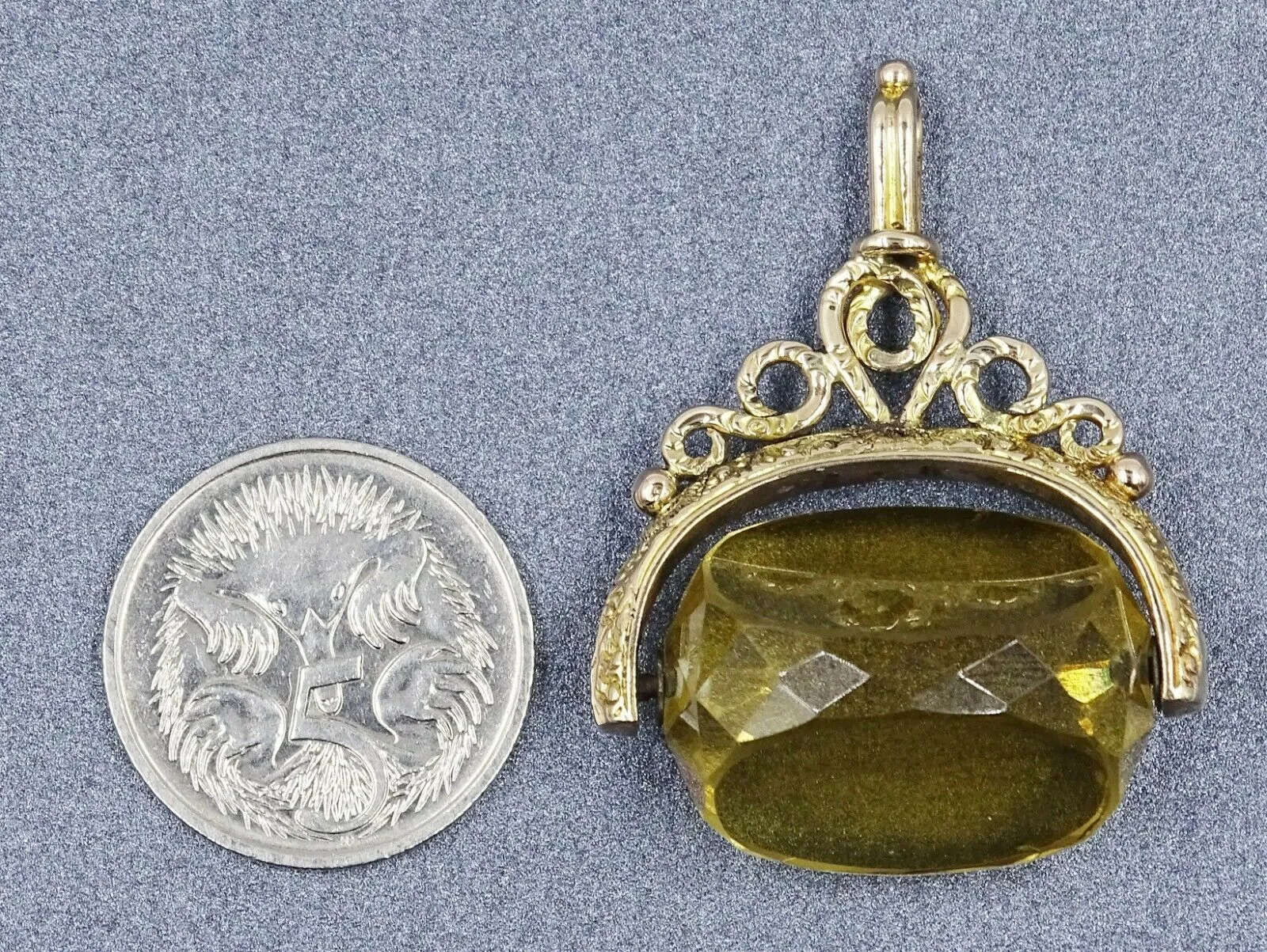 9ct Yellow Gold Triangular Citrine Spinner Pendant