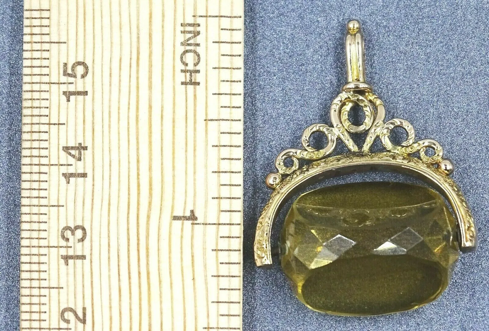 9ct Yellow Gold Triangular Citrine Spinner Pendant