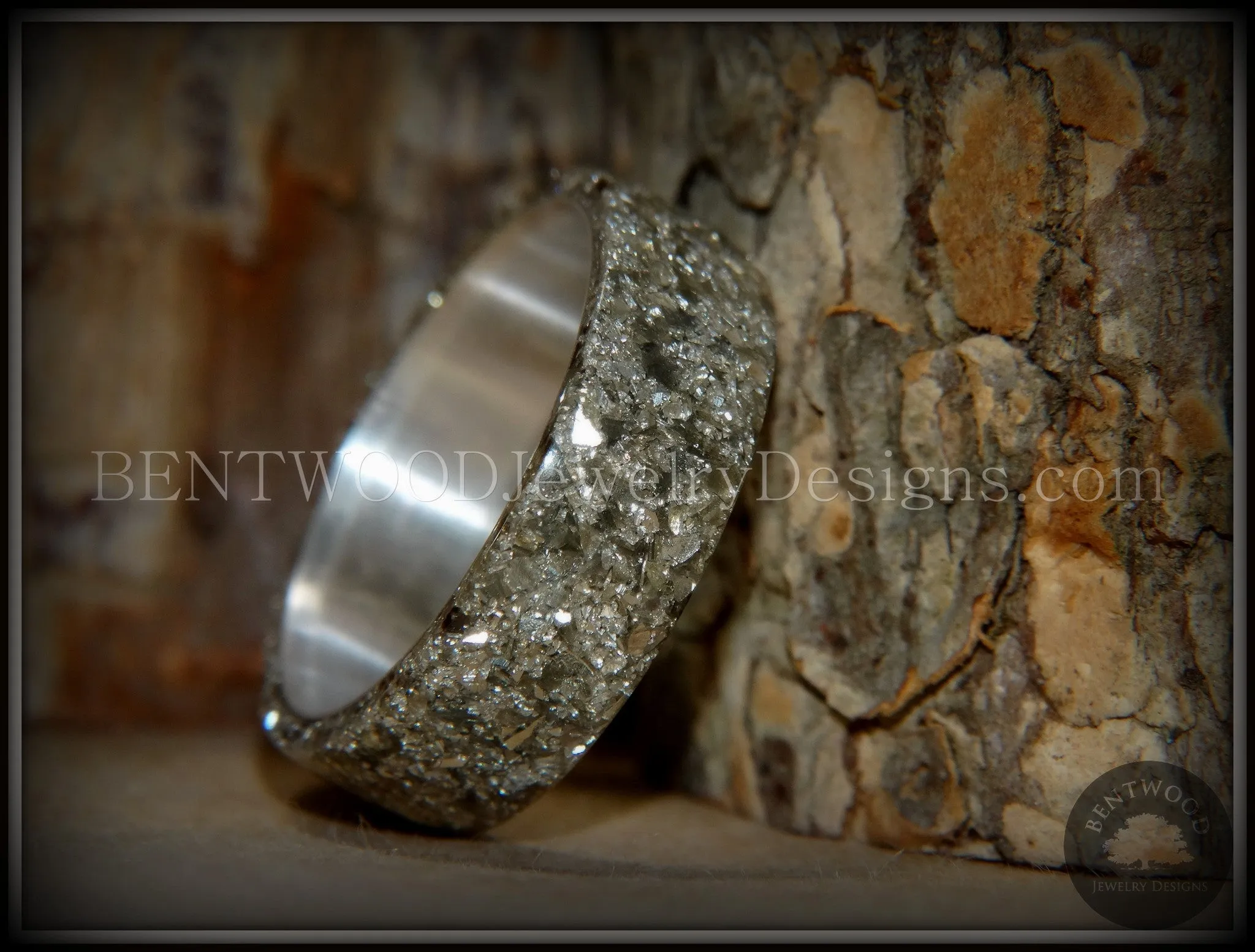 Bentwood Ring - Glass on Fine Silver Core Ring