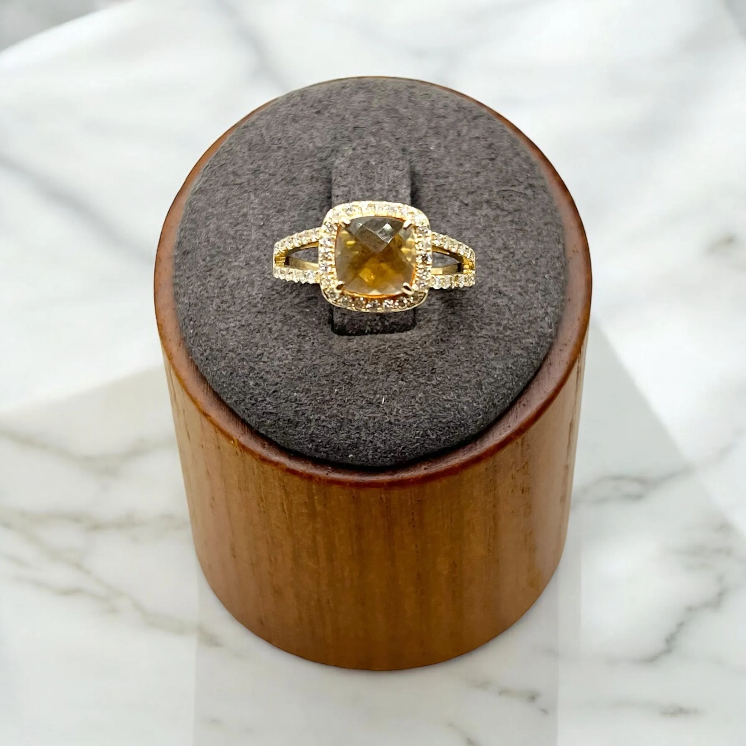 CUSHION CITRINE RING