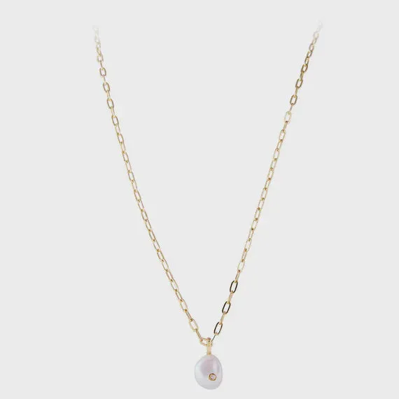 FRESHWATER PEARL NECKLACE