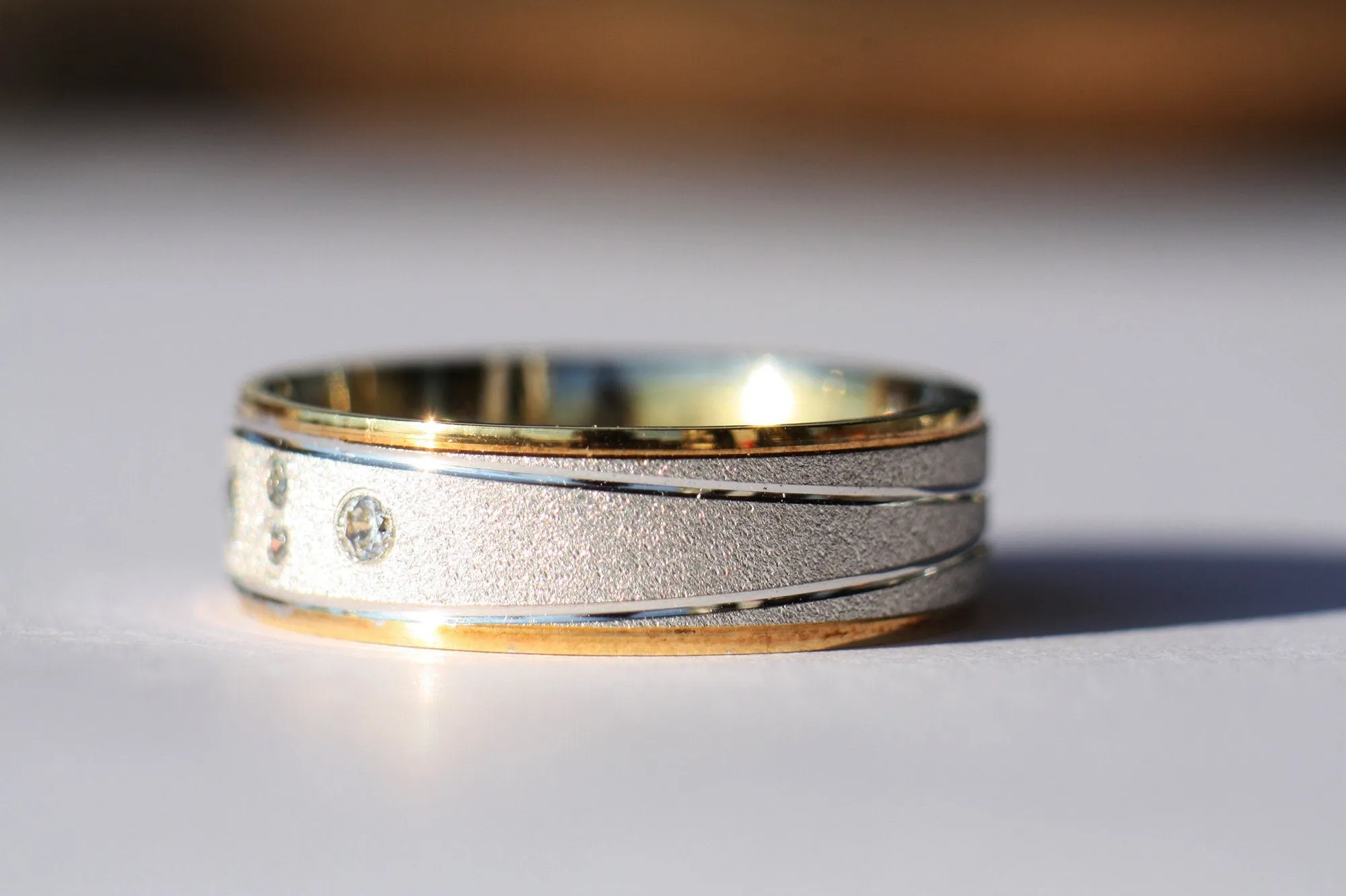 Gold 14K wedding ring with Diamonds ring