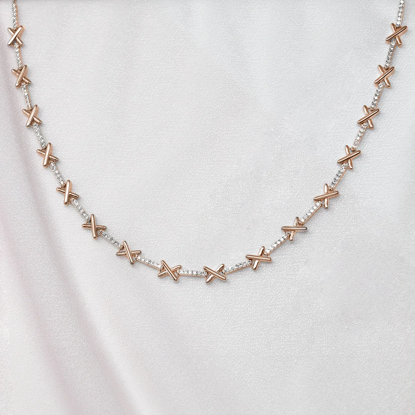 Kiss Tennis Necklace - Rose Gold
