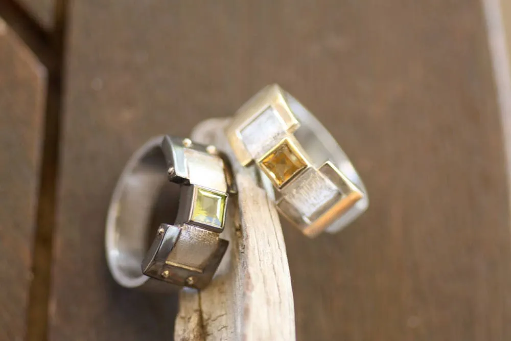 Peridot wide wedding ring