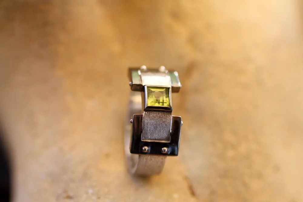 Peridot wide wedding ring