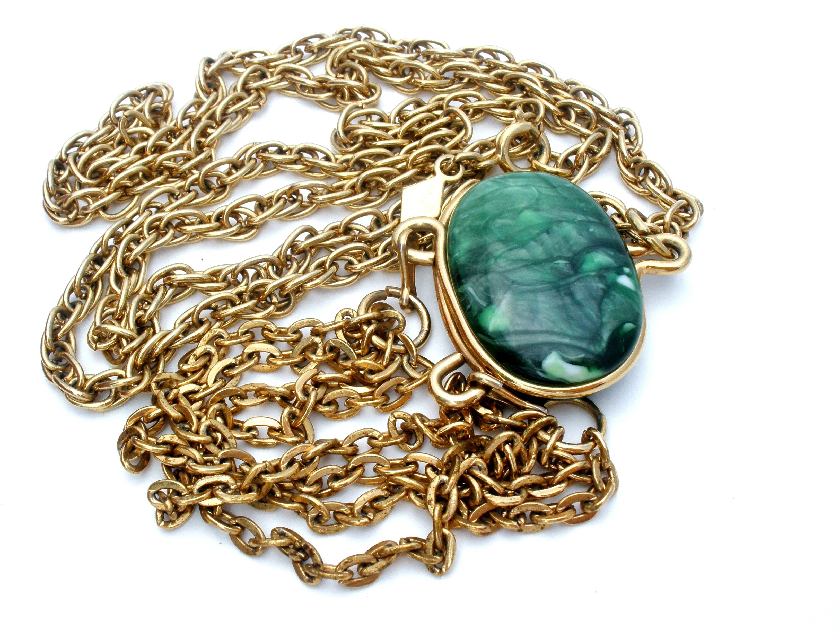 Sarah Coventry Necklace with Green Stone