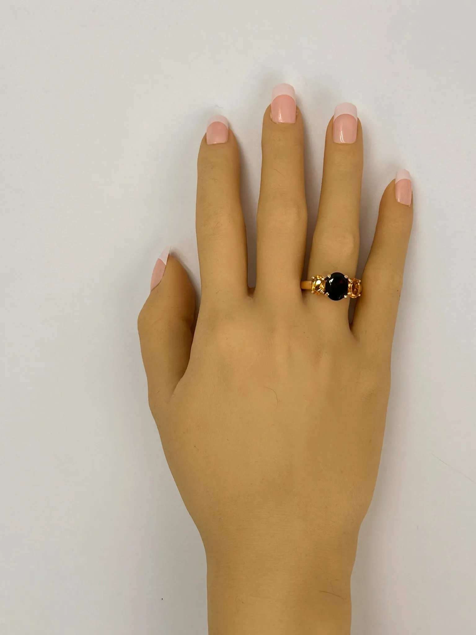Stunning 9ct Yellow Gold Garnet & Citrine Ring