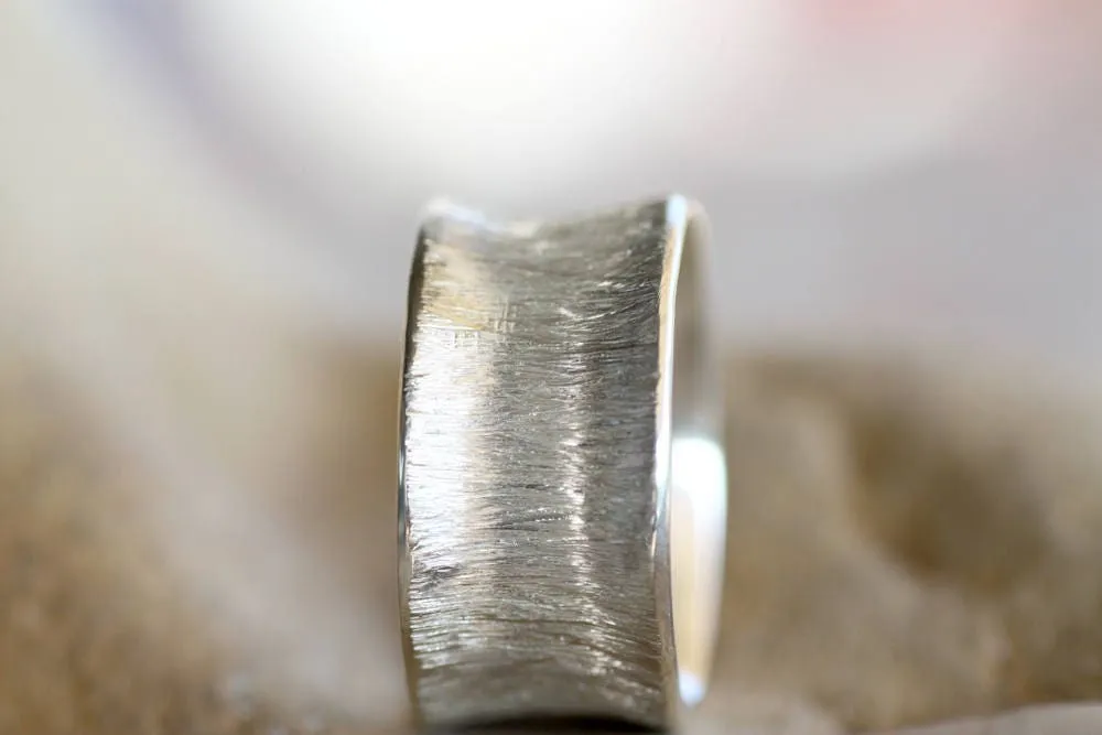 Textured gold wedding band
