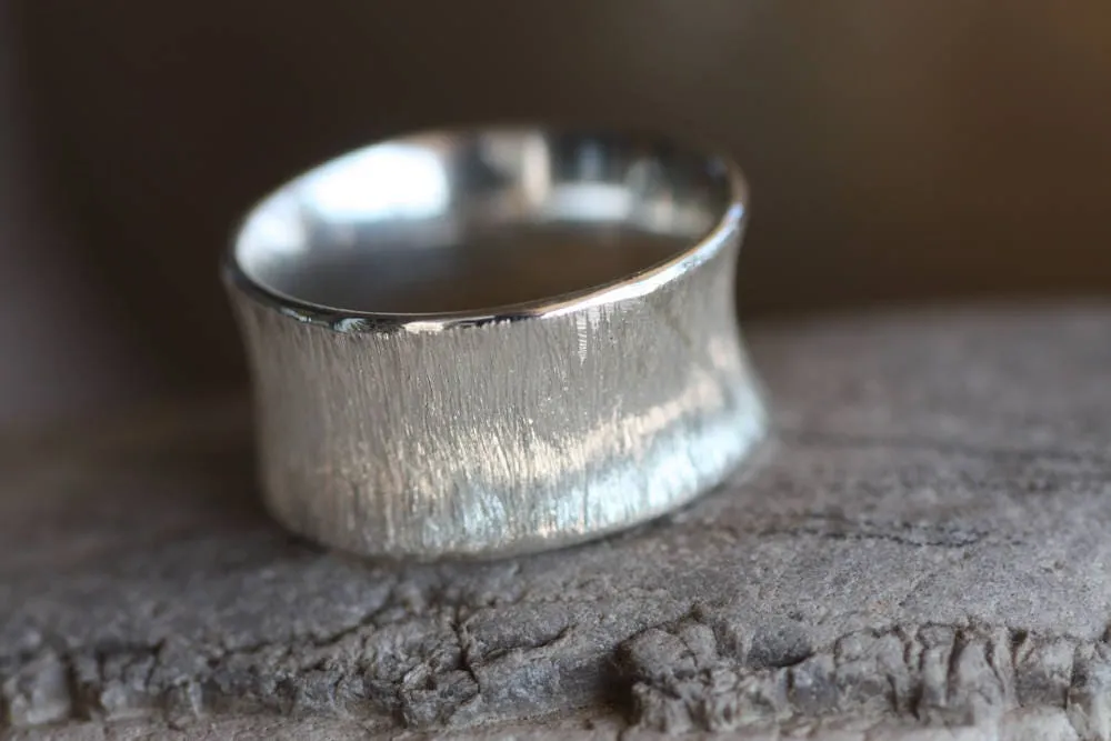 Textured gold wedding band