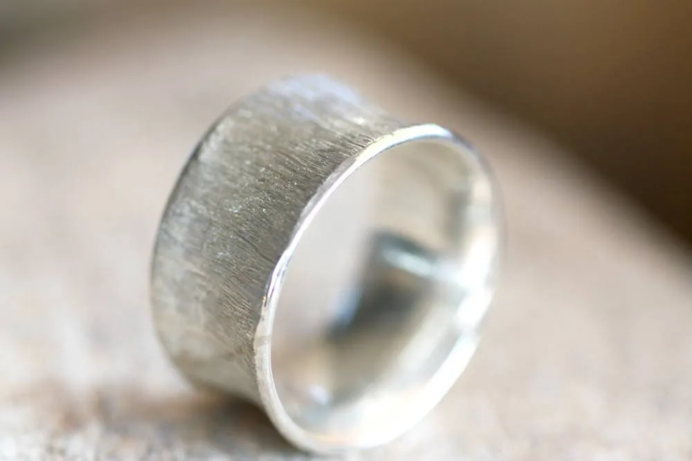 Textured gold wedding band