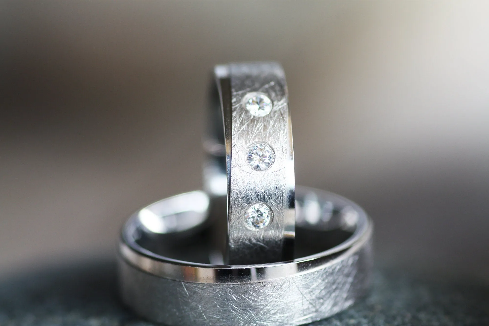 Textured Gold wedding ring for couples