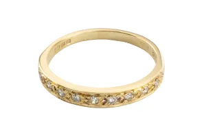 Vintage 18 carat gold band with diamonds